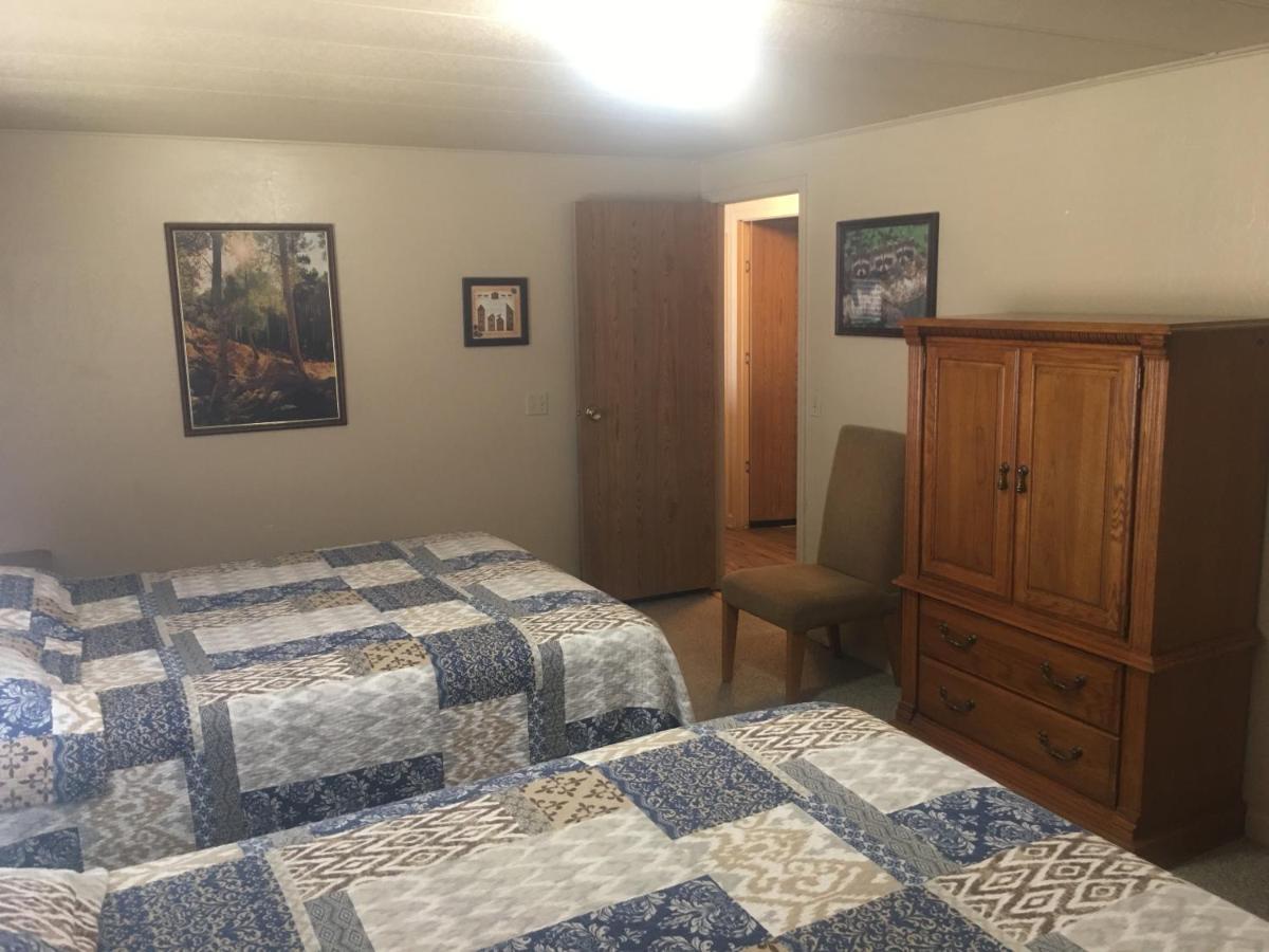 Rainbows End Fishing Resort パイントップ・レイクサイド エクステリア 写真
