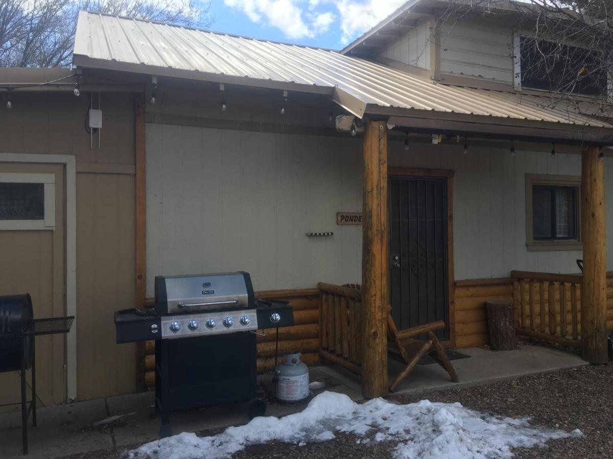 Rainbows End Fishing Resort パイントップ・レイクサイド エクステリア 写真